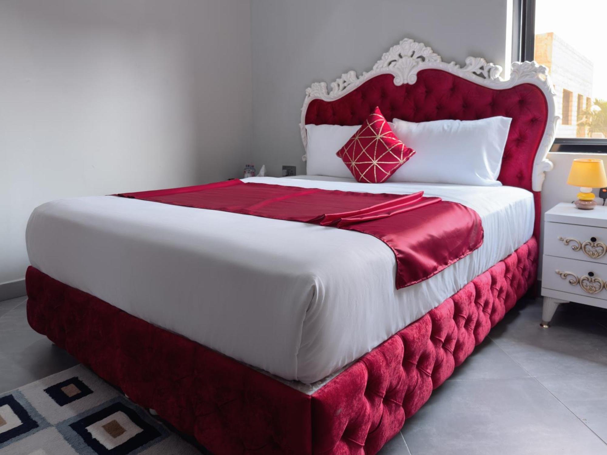 Euro Homes Hotel Accra Eksteriør billede
