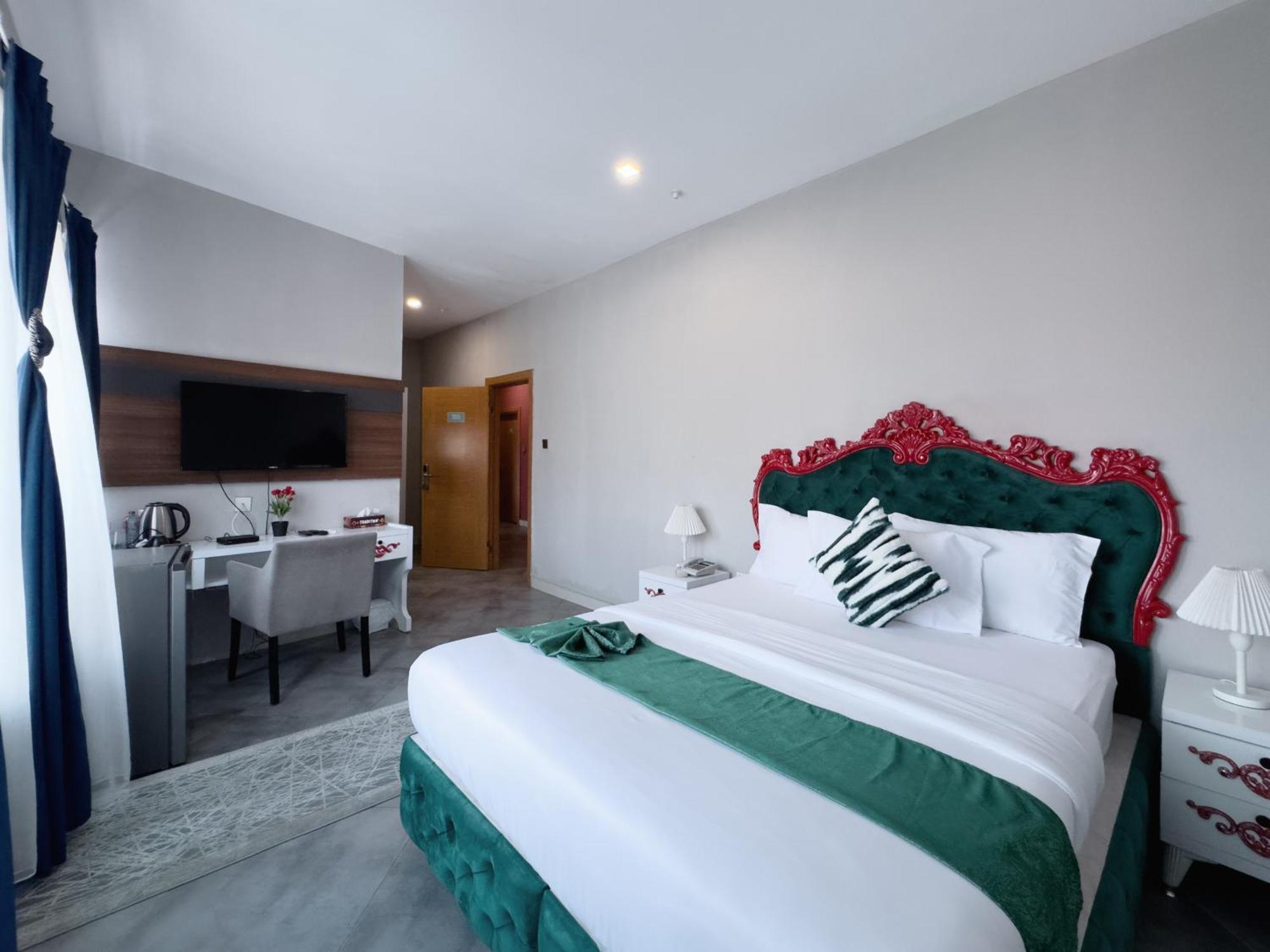 Euro Homes Hotel Accra Eksteriør billede