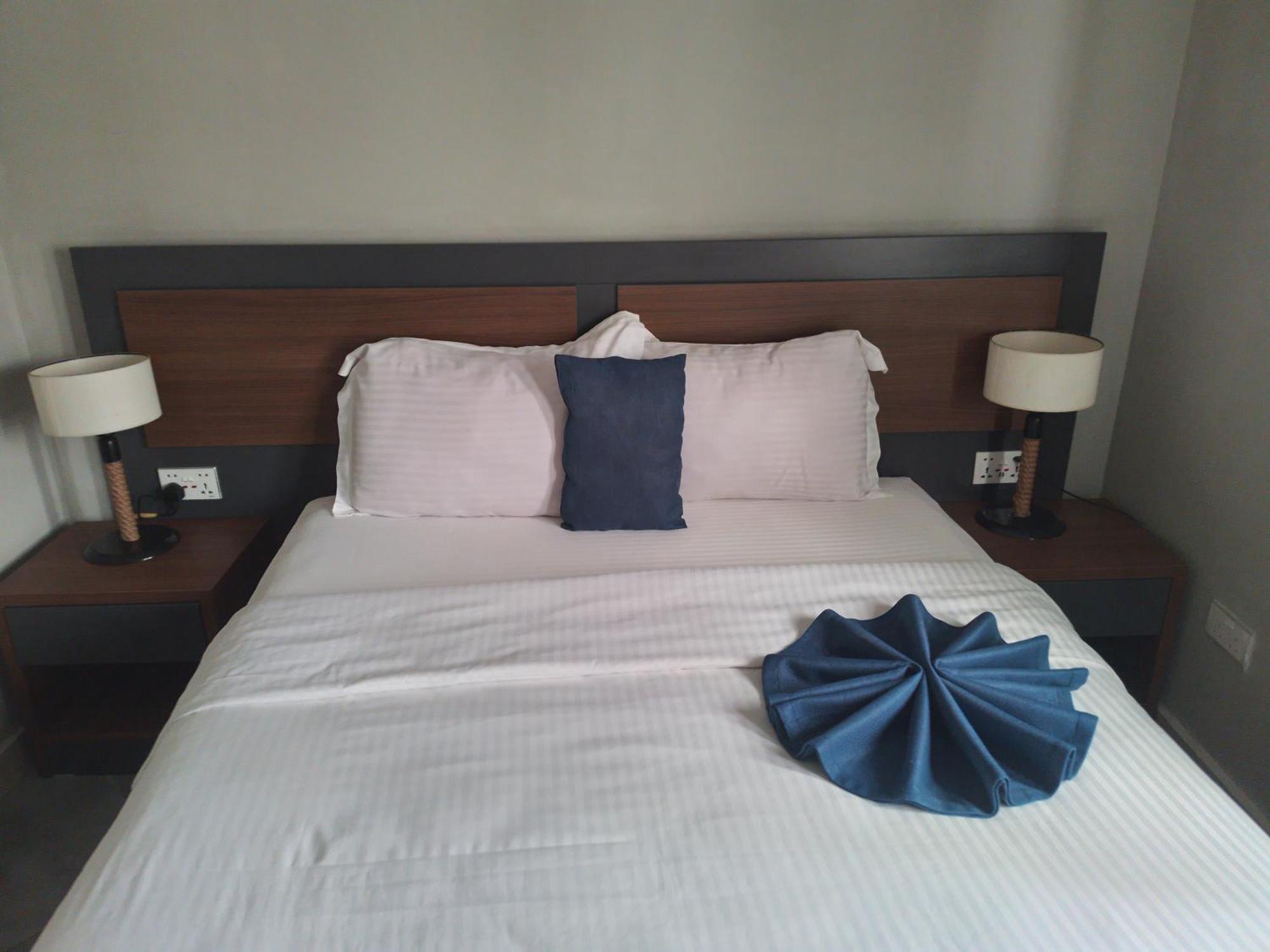 Euro Homes Hotel Accra Eksteriør billede
