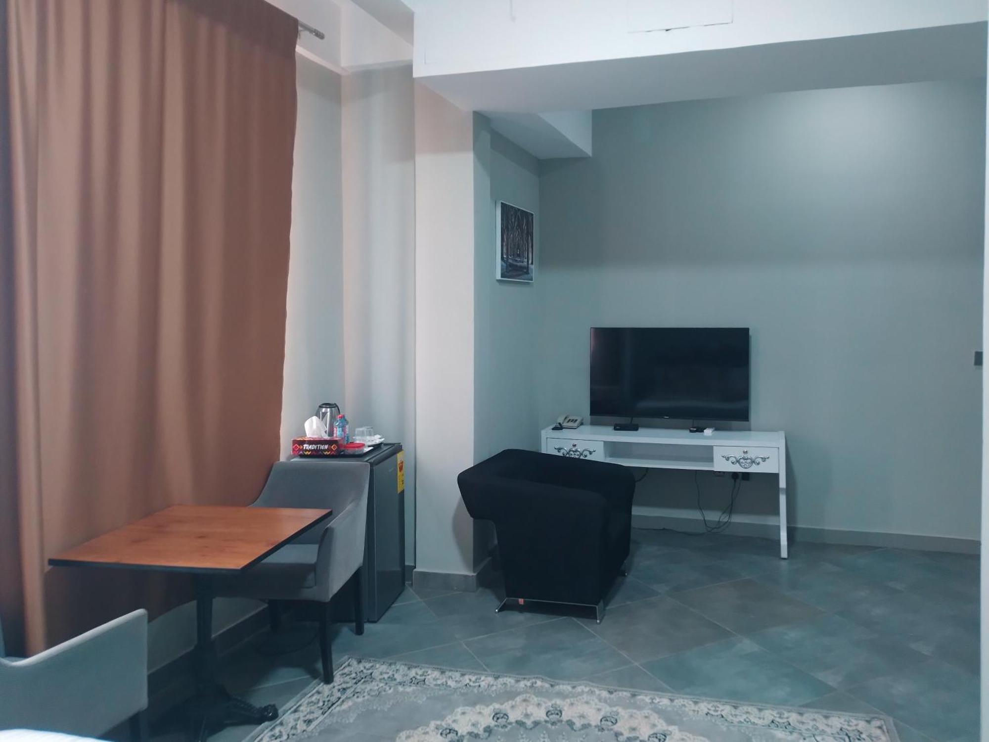 Euro Homes Hotel Accra Eksteriør billede